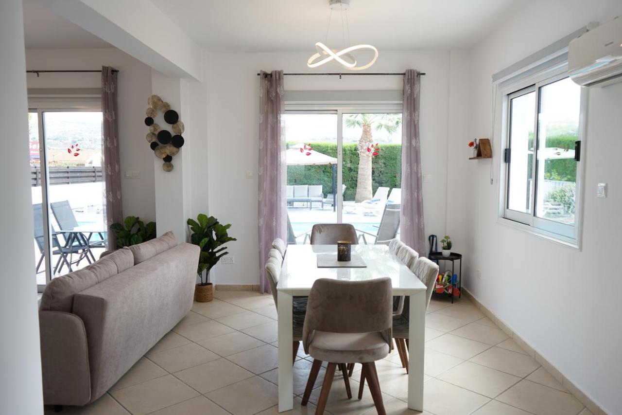 Villa Coral Cove Peyia Bagian luar foto